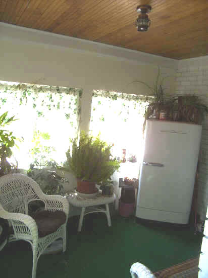 porch2.jpg